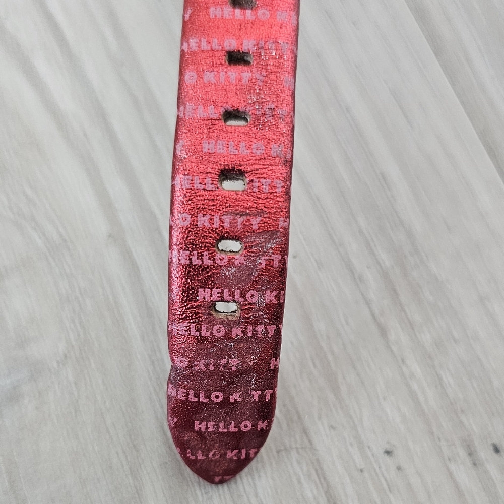 Red Hello Kitty Chronotech Watch - Picture 4 of 8